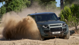 Read more about the article Land Rover Defender Octa Review