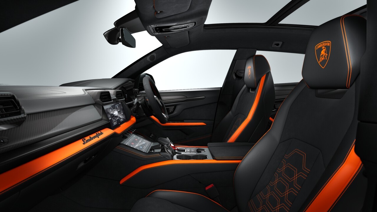 Lamborghini Urus Interior