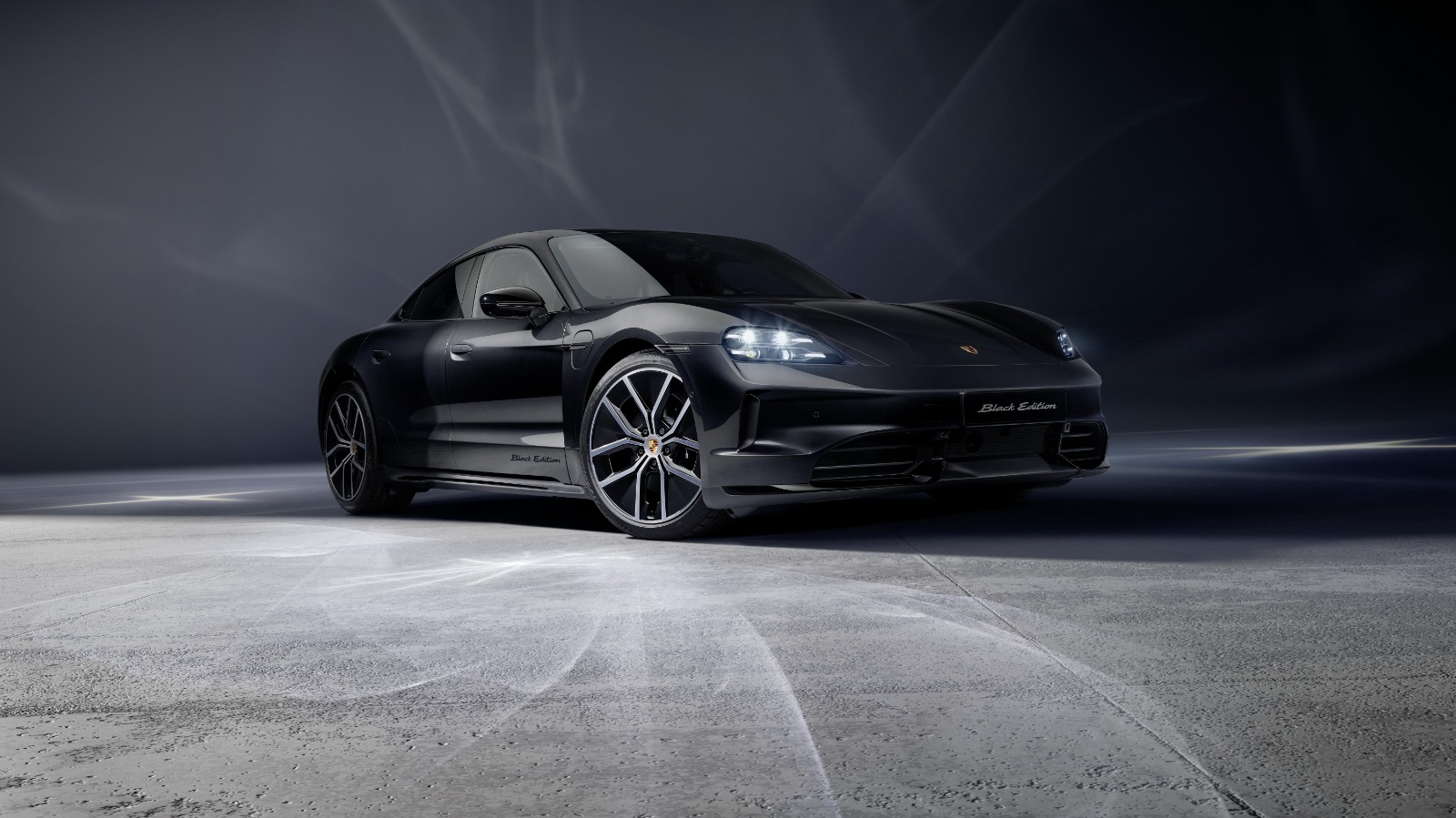 Porsche Unveils Black Edition Models for Taycan & Cayenne in India 