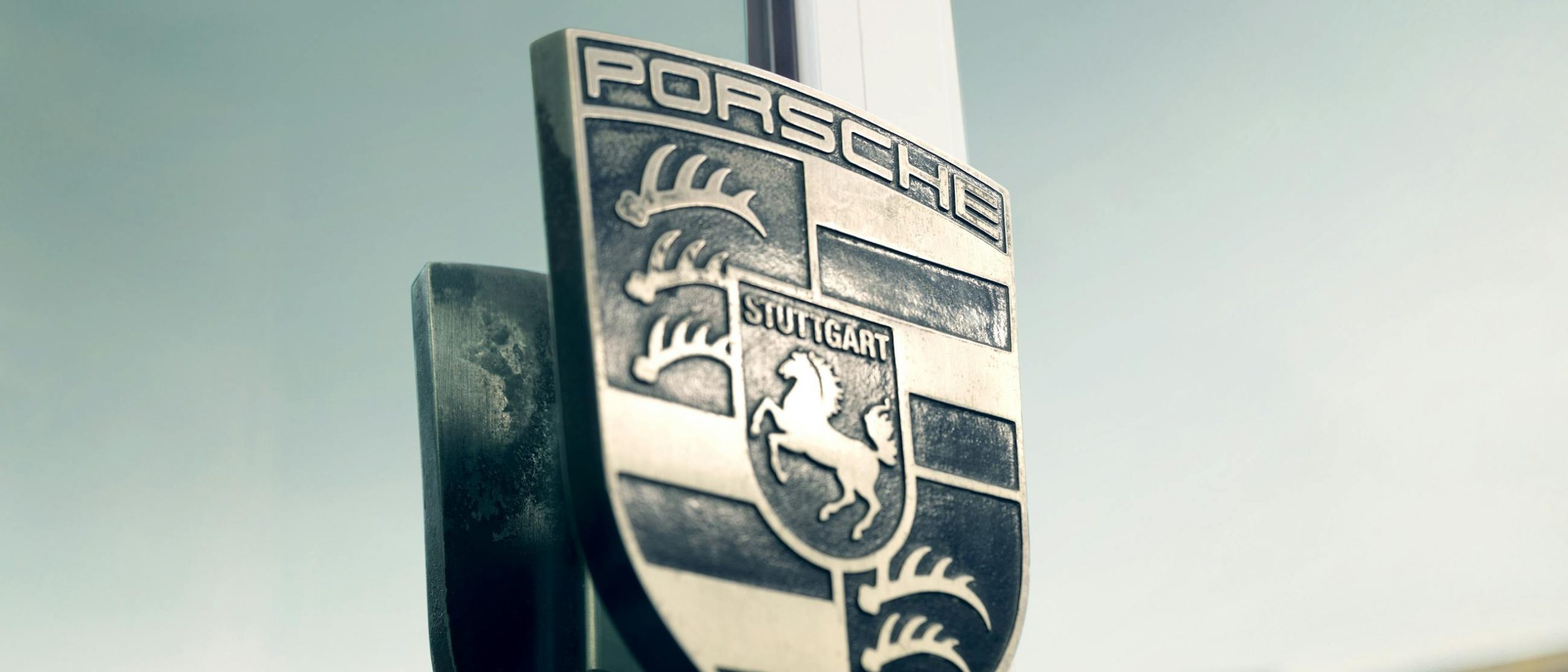Porsche Logo