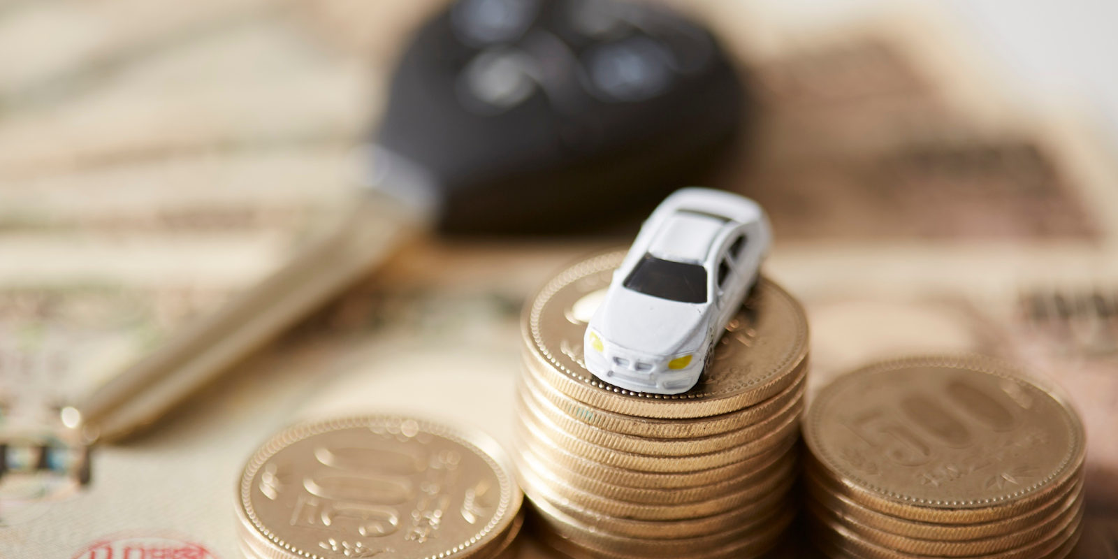 Read more about the article Luxury Cars’ Buyback Plans Explained: BMW vs Mercedes-Benz (India Edition)