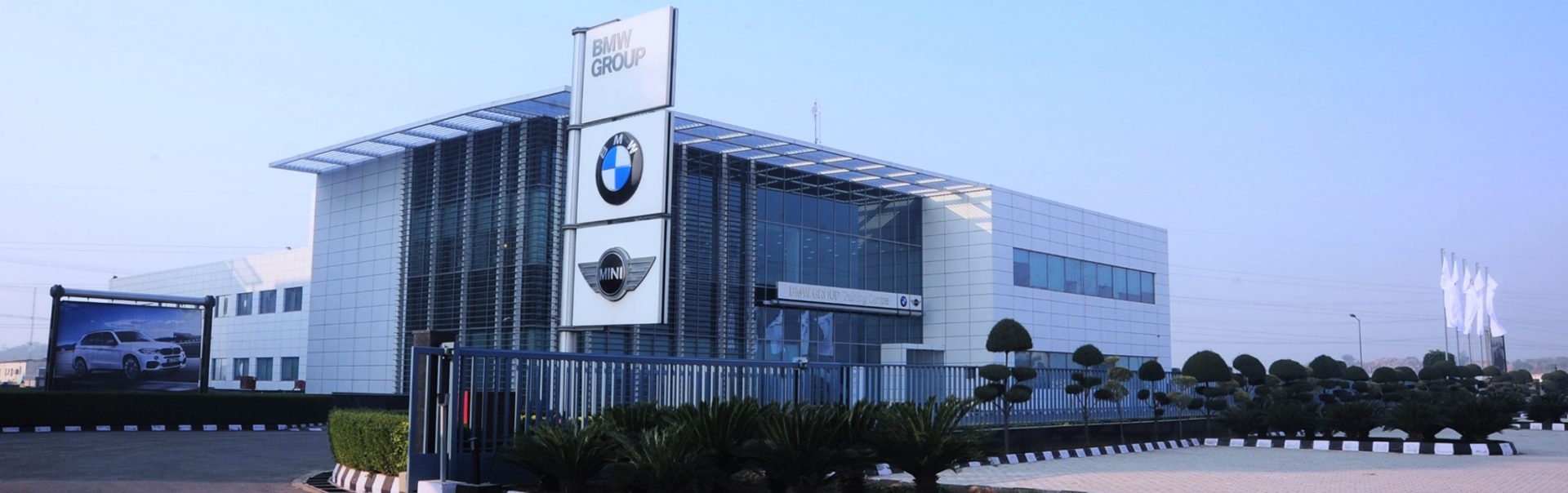 Read more about the article BMW India 2025 Sales: Record Growth and EV Momentum in Luxury Segment