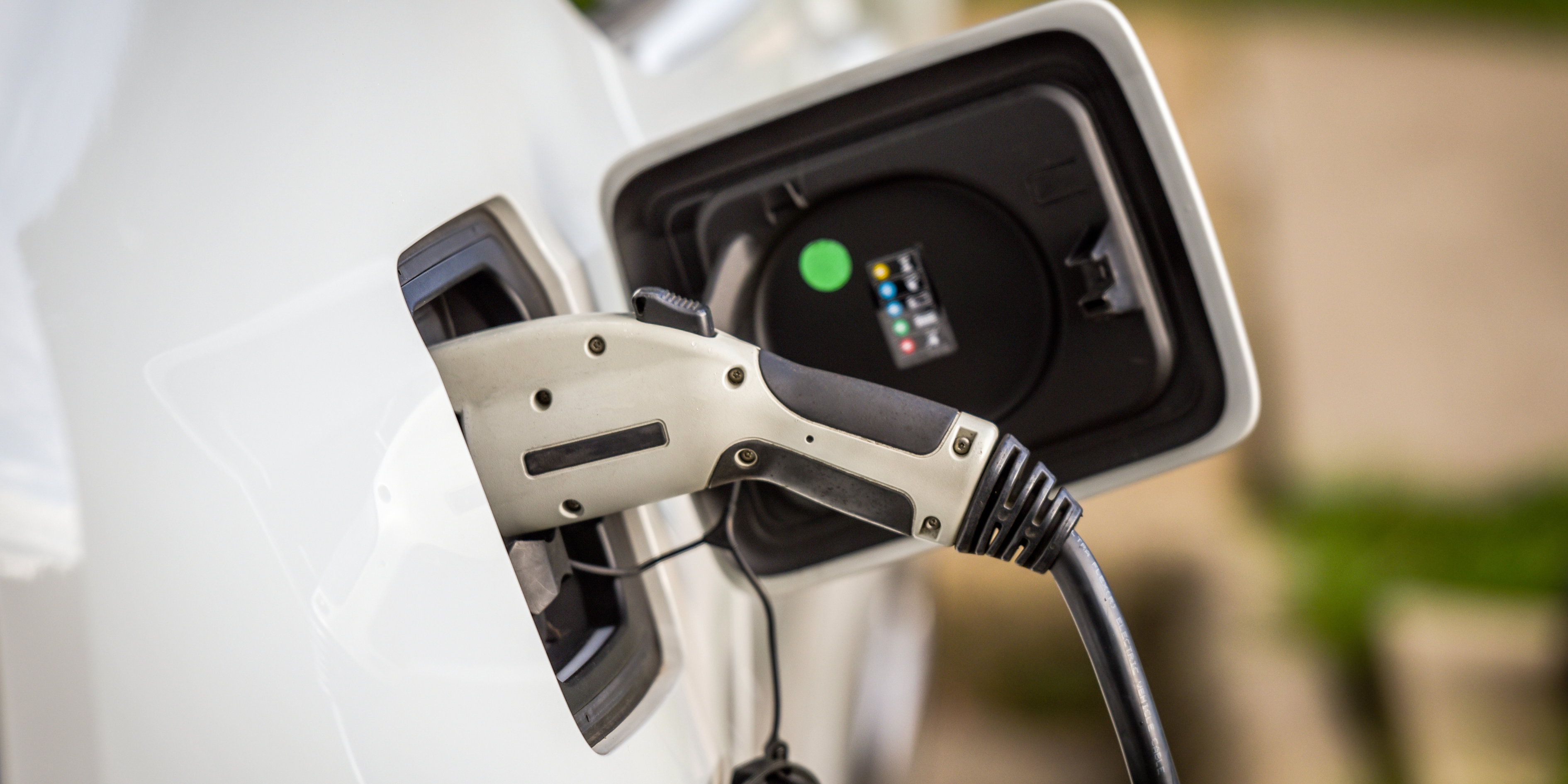 Read more about the article Best Luxury Electric SUVs in India 2026: Range, Comfort, and Features