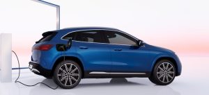 Mercedes-Benz EQA Side Angle