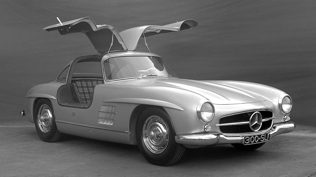 Read more about the article Mercedes-Benz: 140 Years of Innovation Driving the Future of Mobility